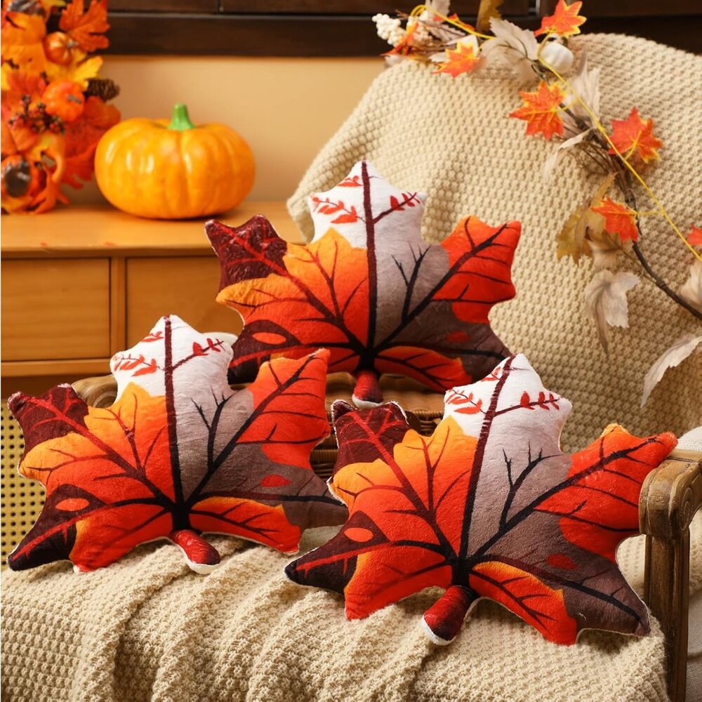 Thanksgiving Floral Cushions - 3 Pack Maple Leaf Throw Pillows for Cozy Spaces